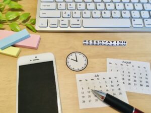スマホやPCでの予約システム